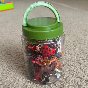 🔴 Animal Figurine Set